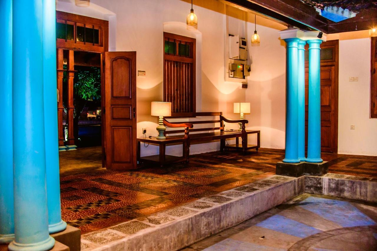 Hotel Thambu Illam Jaffna Esterno foto